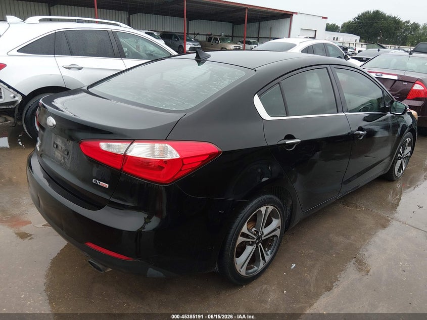 2014 Kia Forte VIN KNAFX4A88E5059368 IAAI salvage auction — NORMAL WEAR, Original (Texas), sold $875 on 2026-07-28 (photo 4)