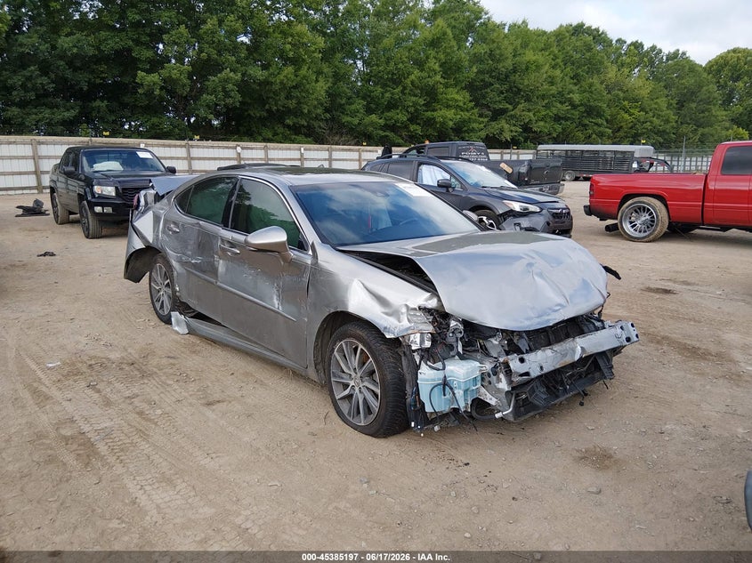 2018 Lexus ES VIN JTHBW1GG5J2182251 IAAI salvage auction — FRONT & REAR, Salvage (Tennessee), sold $1,400 on 2026-07-22 (photo 1)