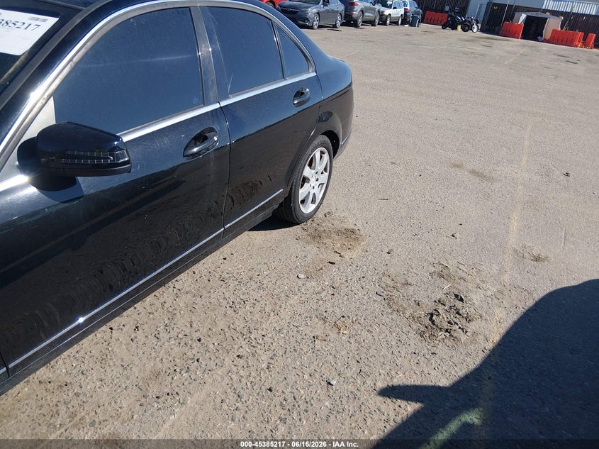 2011 Mercedes-benz C class VIN WDDGF8BB3BR133432 IAAI salvage auction — NORMAL WEAR, Clear (Colorado), sold $375 on 2026-07-28 (photo 6)