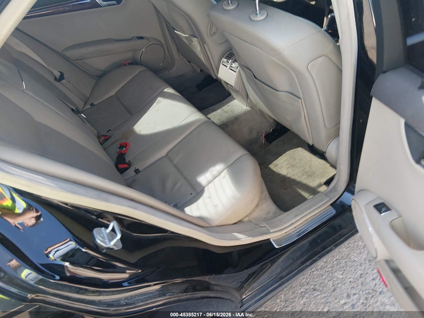 2011 Mercedes-benz C class VIN WDDGF8BB3BR133432 IAAI salvage auction — NORMAL WEAR, Clear (Colorado), sold $375 on 2026-07-28 (photo 8)