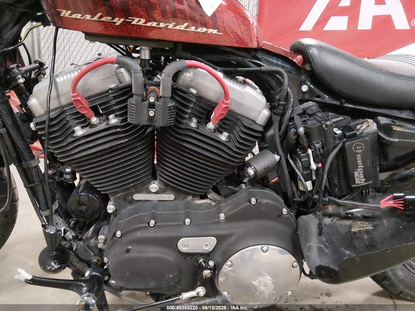 2015 Harley-davidson Nightster VIN 1HD1LC315FC404774 IAAI salvage auction — LEFT & RIGHT, Salvage (Iowa), sold $1,900 on 2026-07-28 (photo 9)
