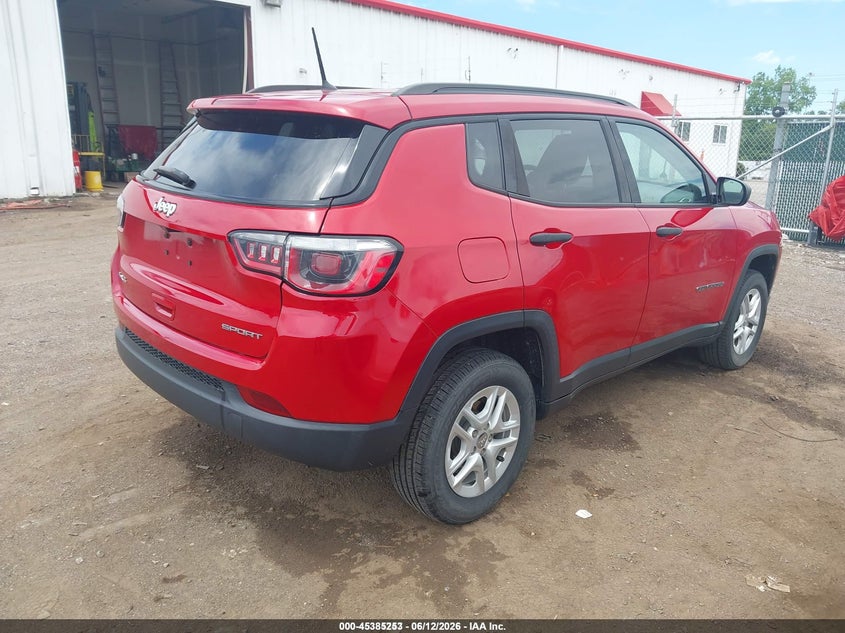 2018 Jeep Compass VIN 3C4NJDAB0JT334379 IAAI salvage auction — NORMAL WEAR, Sf97 (Ohio), sold $11,650 on 2026-08-27 (photo 4)