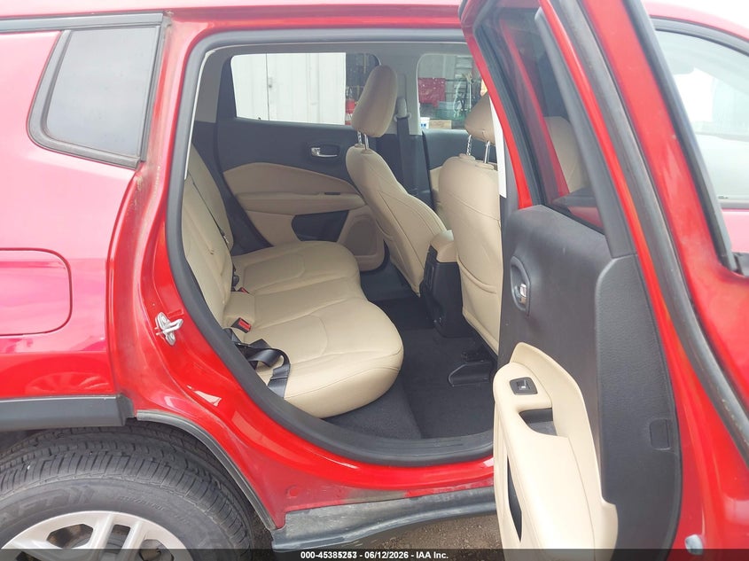 2018 Jeep Compass VIN 3C4NJDAB0JT334379 IAAI salvage auction — NORMAL WEAR, Sf97 (Ohio), sold $11,650 on 2026-08-27 (photo 8)