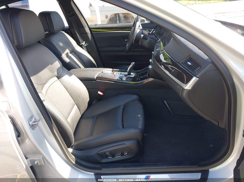 2014 BMW VIN WBA5B3C58ED537883 IAAI salvage auction — HAIL, Wait Title, sold $3,700 on 2026-08-07 (photo 5)