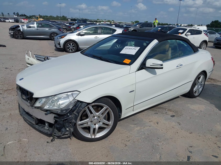 2012 Mercedes-benz E-klasse VIN WDDKK5KF8CF167814 IAAI salvage auction — RIGHT SIDE, Original (Texas), sold $1,950 on 2026-08-13 (photo 2)