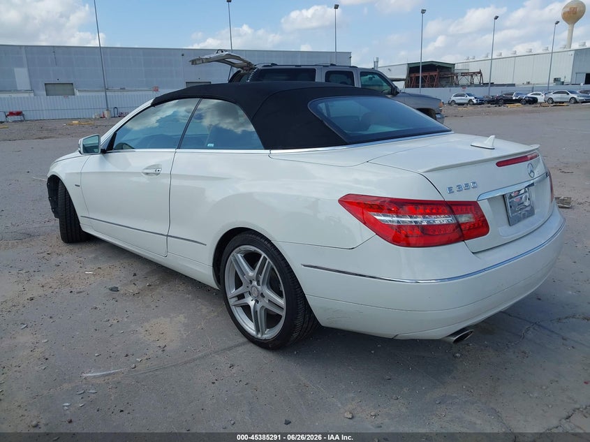 2012 Mercedes-benz E-klasse VIN WDDKK5KF8CF167814 IAAI salvage auction — RIGHT SIDE, Original (Texas), sold $1,950 on 2026-08-13 (photo 3)