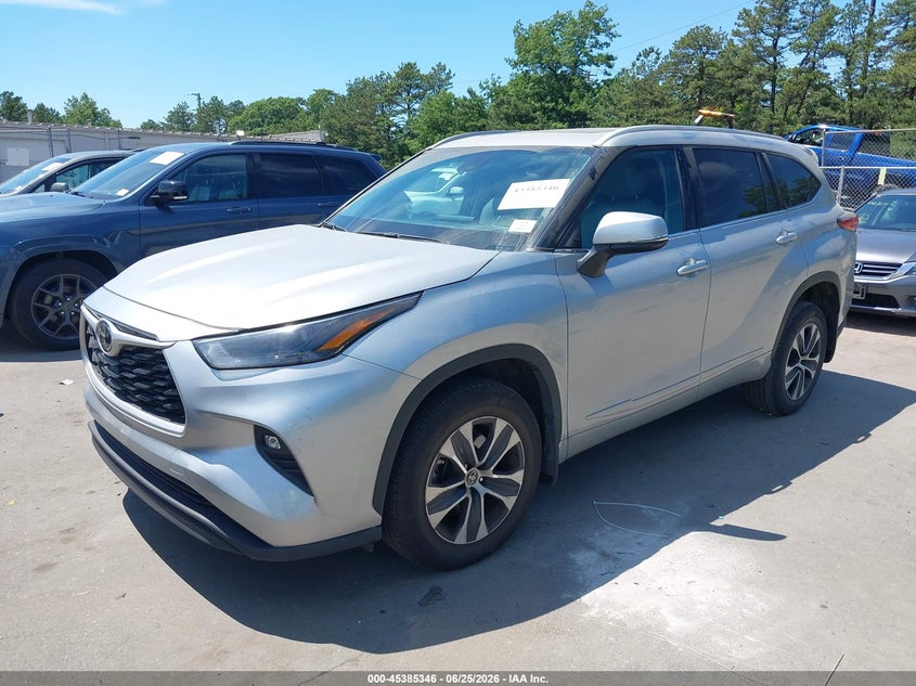 2022 Toyota Highlander VIN 5TDGZRBH6NS586042 IAAI salvage auction — THEFT, Mv-907A (New York), sold $15,500 on 2026-07-28 (photo 6)