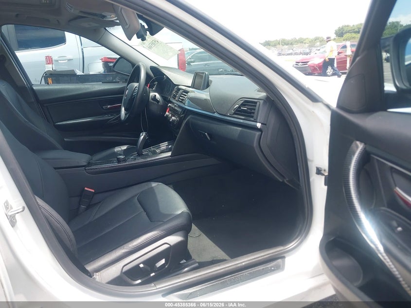 2015 BMW 3er VIN WBA3B1G56FNT06515 IAAI salvage auction — LEFT FRONT, Rebuildable (Florida), sold $1,050 on 2026-07-30 (photo 5)