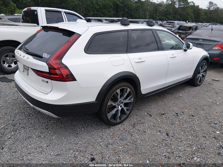 2025 Volvo V90 cross country VIN YV4062NL1S1199521 IAAI salvage auction — FRONT END, Clear (South Carolina), sold $19,100 on 2026-08-01 (photo 4)