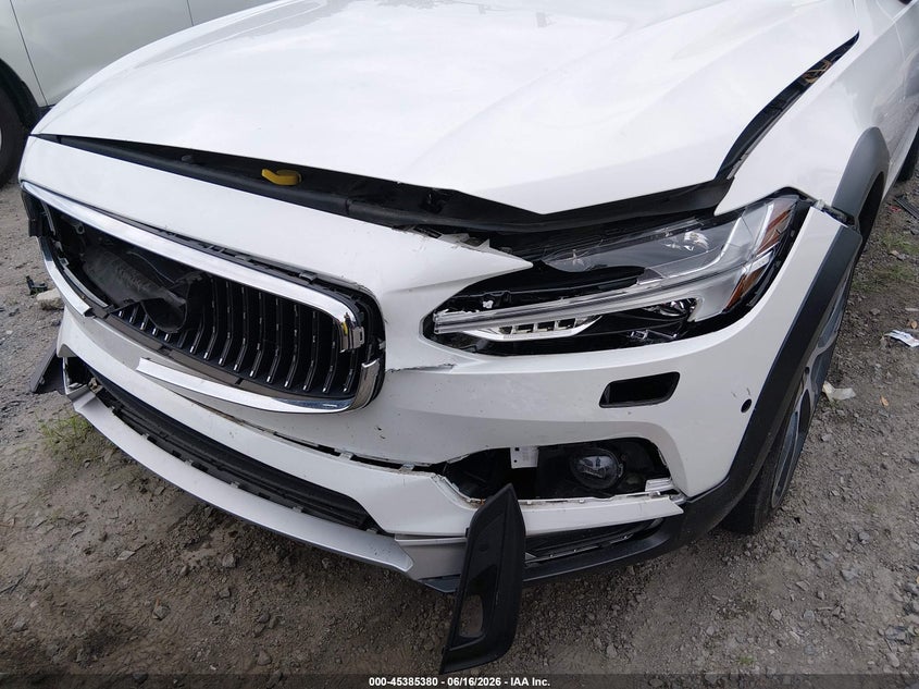 2025 Volvo V90 cross country VIN YV4062NL1S1199521 IAAI salvage auction — FRONT END, Clear (South Carolina), sold $19,100 on 2026-08-01 (photo 6)