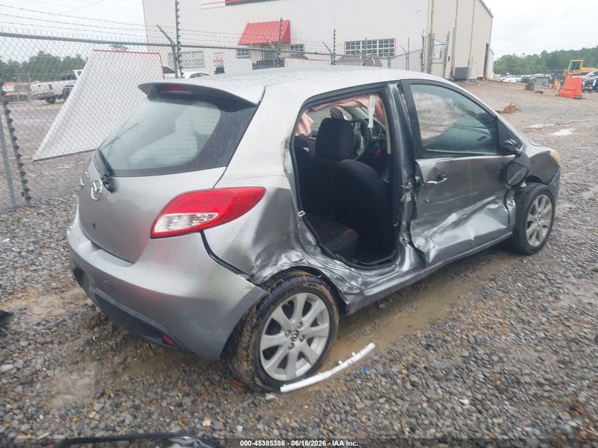 2013 Mazda 2 VIN JM1DE1LY3D0160728 IAAI salvage auction — SIDE, Salvage (Mississippi), sold $200 on 2026-07-24 (photo 4)