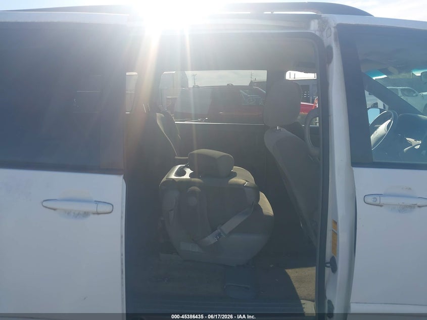 2009 Toyota Sienna VIN 5TDZK23CX9S264548 IAAI salvage auction — FRONT END, Salvage (Indiana), sold $1,050 on 2026-07-31 (photo 8)