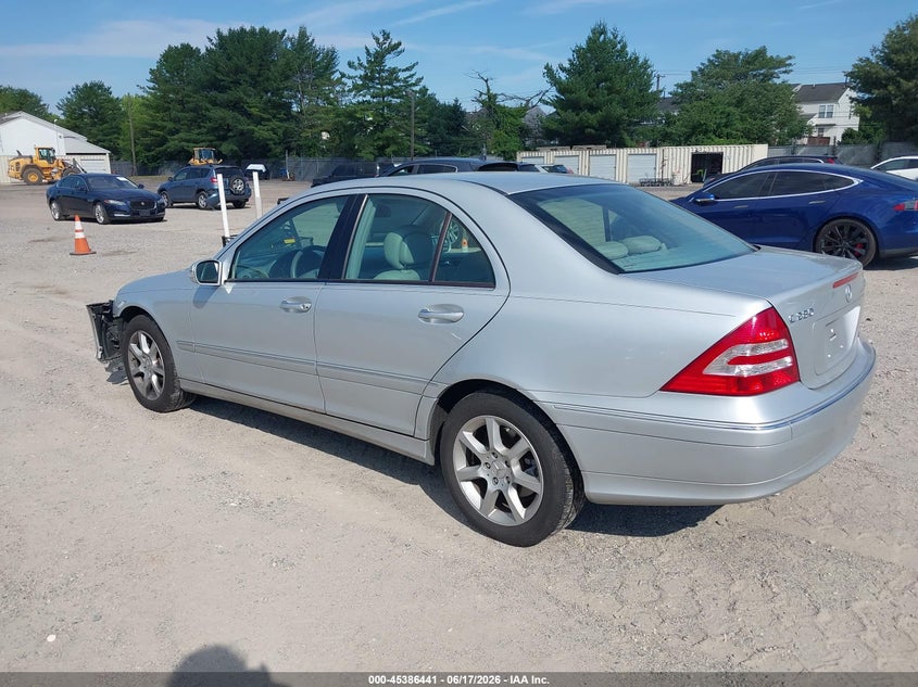 2007 Mercedes-benz C class VIN WDBRF92H87F905184 IAAI salvage auction — FRONT END, Salvage (Idaho), sold $400 on 2026-07-07 (photo 3)