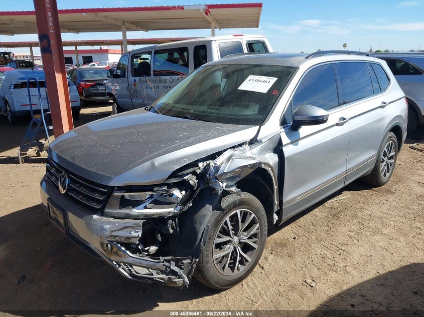 2020 Volkswagen Tiguan VIN 3VV3B7AXXLM020996 IAAI salvage auction — LEFT FRONT, Salvage Title, sold $4,050 on 2026-07-27 (photo 2)