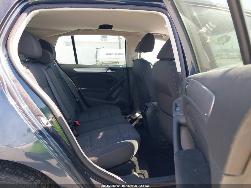 2014 Volkswagen Golf VIN WVWDB7AJ9EW008372 IAAI salvage auction — LEFT SIDE, Salvage (California), sold $800 on 2026-07-08 (photo 8)