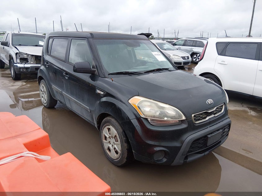 2013 Kia Soul VIN KNDJT2A53D7613681 IAAI salvage auction — NORMAL WEAR, Original (Ohio), sold $425 on 2026-07-21 (photo 1)