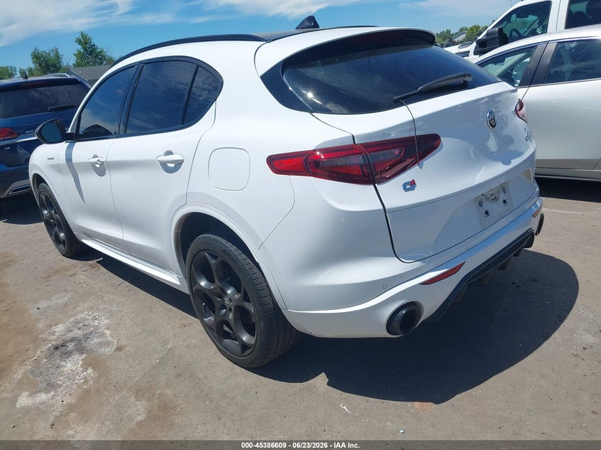 2023 Alfa romeo Stelvio VIN ZASPAKBN3P7D66298 IAAI salvage auction — HAIL, Salvage Title, sold $17,200 on 2026-08-25 (photo 3)