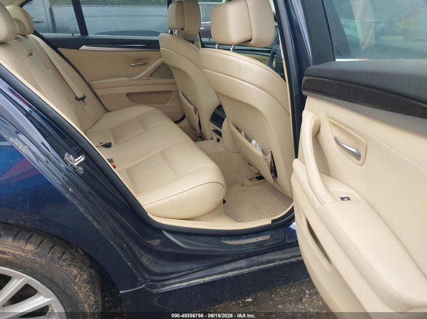 2012 BMW 5er VIN WBAFU7C56CDU63544 IAAI salvage auction — TRANSMISSION, Salvage (Massachusetts), sold $50 on 2026-07-31 (photo 8)
