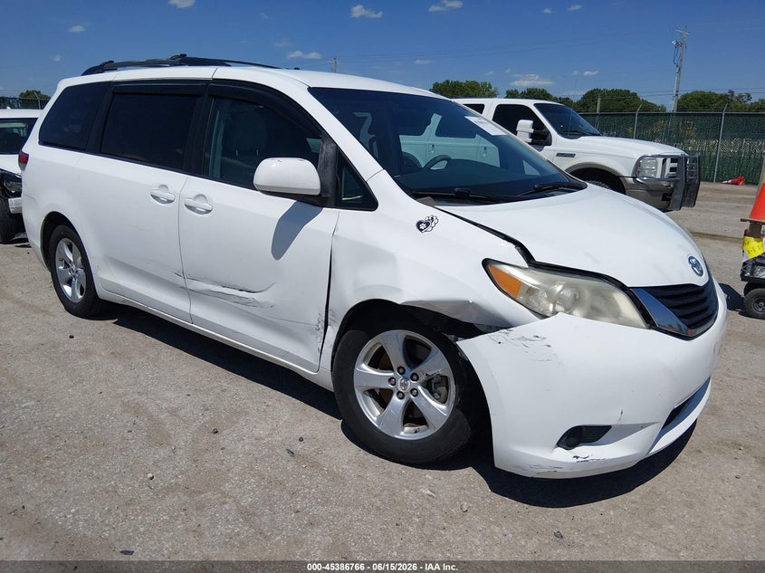 2012 Toyota Sienna VIN 5TDKK3DC1CS185458 IAAI salvage auction — RIGHT FRONT, Salvage (Kansas), sold $1,800 on 2026-07-10 (photo 1)