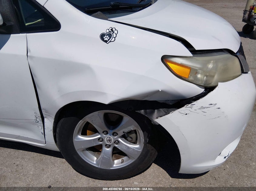 2012 Toyota Sienna VIN 5TDKK3DC1CS185458 IAAI salvage auction — RIGHT FRONT, Salvage (Kansas), sold $1,800 on 2026-07-10 (photo 6)