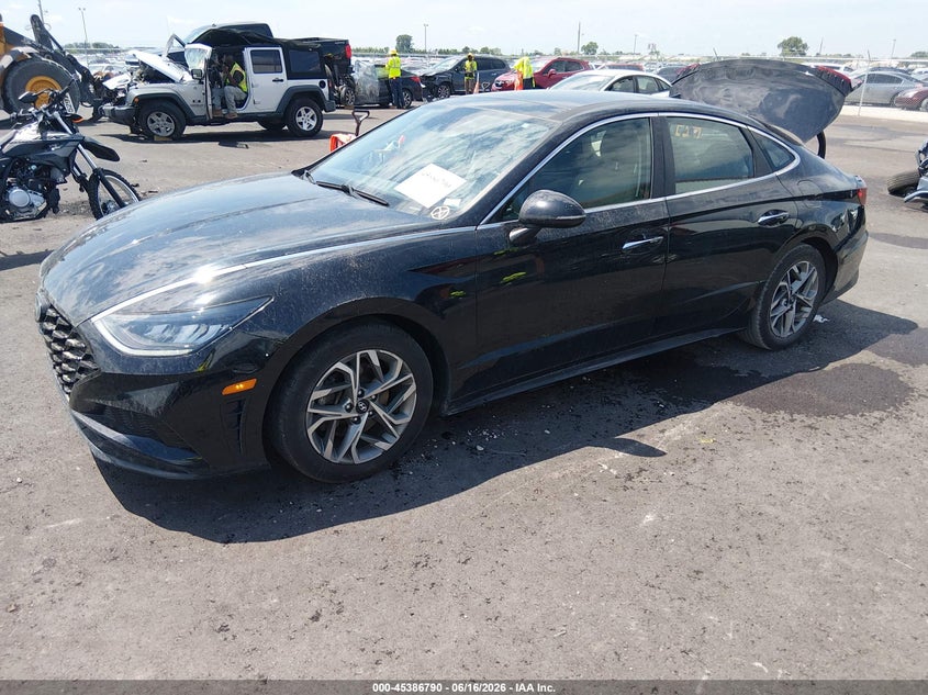 2021 Hyundai Sonata VIN 5NPEF4JA8MH063813 IAAI salvage auction — REAR END, Salvage (Missouri), sold $3,000 on 2026-07-28 (photo 2)