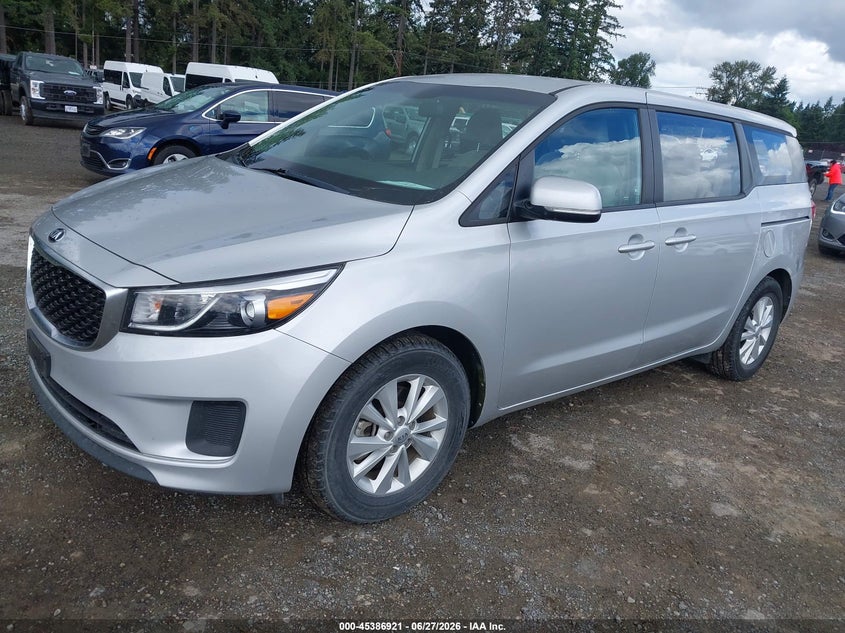 2018 Kia SEDONA VIN KNDMA5C10J6401515 IAAI salvage auction — NORMAL WEAR, Sf97 (Washington), sold $4,550 on 2026-07-29 (photo 2)