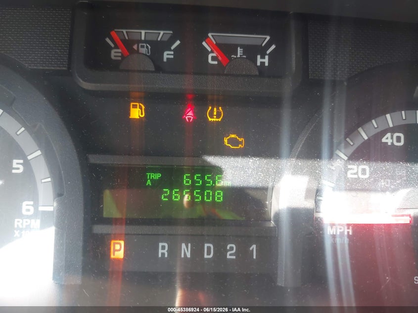 2011 Ford E 250 VIN 1FTNE2EW5BDA08834 IAAI salvage auction — NORMAL WEAR, Clear (Pennsylvania), sold $425 on 2026-07-09 (photo 7)