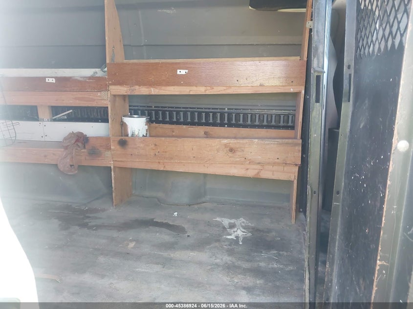 2011 Ford E 250 VIN 1FTNE2EW5BDA08834 IAAI salvage auction — NORMAL WEAR, Clear (Pennsylvania), sold $425 on 2026-07-09 (photo 8)