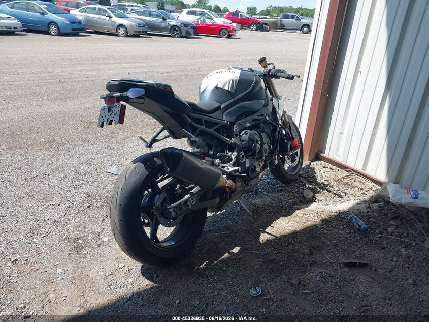 2026 BMW S 1000 VIN WB10P2306T6M67361 IAAI salvage auction — FRONT END, Salvage Title, sold $7,350 on 2026-09-02 (photo 4)