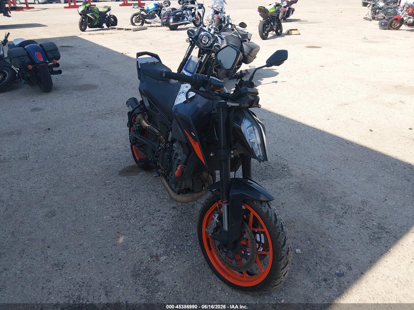 2020 Ktm 790 adventure VIN VBKTU6409LM780073 IAAI salvage auction — SIDE, Salvage (Texas), sold $2,550 on 2026-07-08 (photo 1)