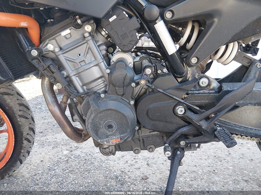 2020 Ktm 790 adventure VIN VBKTU6409LM780073 IAAI salvage auction — SIDE, Salvage (Texas), sold $2,550 on 2026-07-08 (photo 9)
