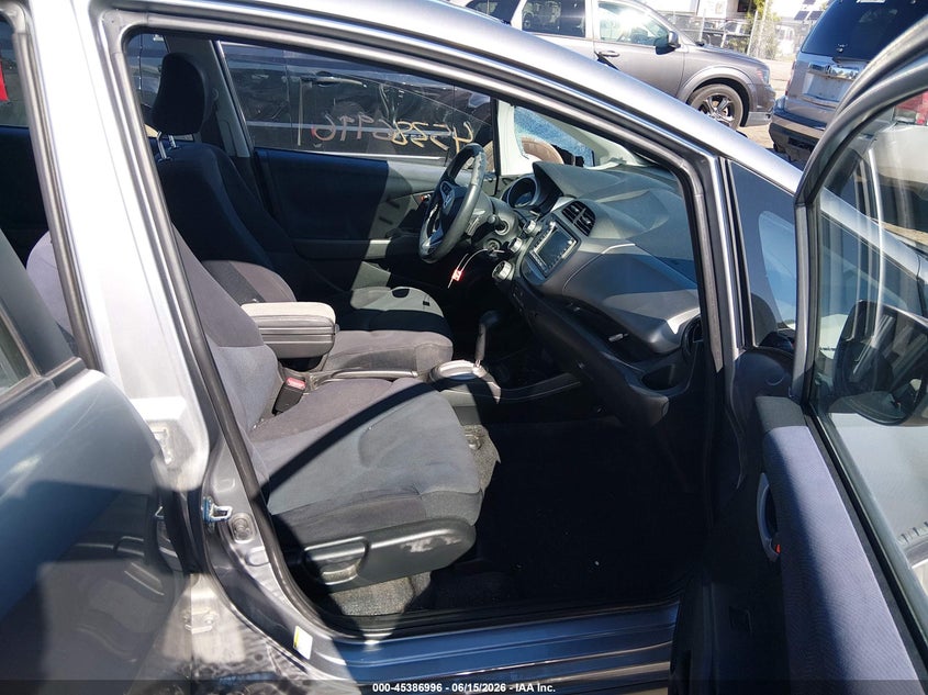 2010 Honda Fit VIN JHMGE8H69AC023833 IAAI salvage auction — LEFT SIDE, Clear (Virginia), sold $1,125 on 2026-07-17 (photo 5)