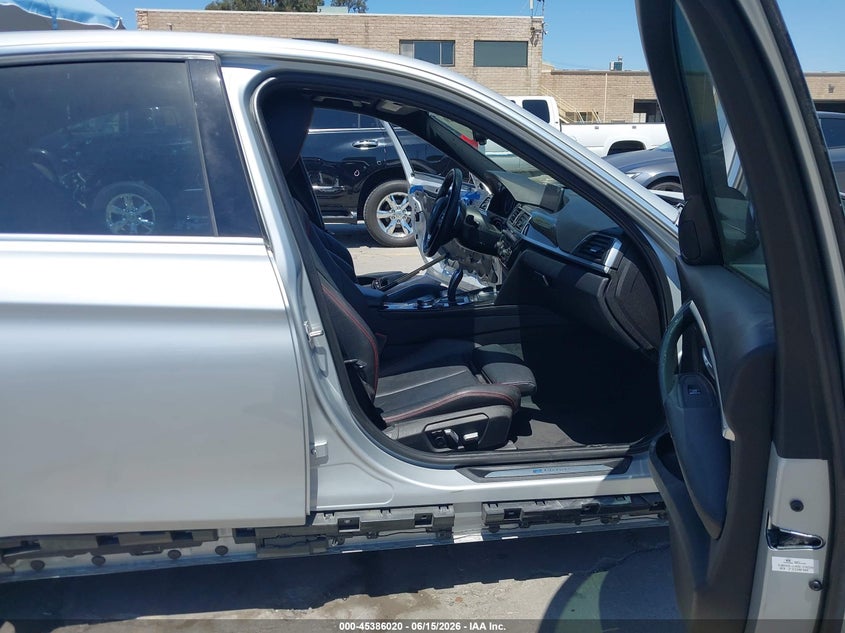 2017 BMW 3er VIN WBA8E1C33HA029690 IAAI salvage auction — FRONT END, Salvage (California), sold $3,675 on 2026-07-06 (photo 5)
