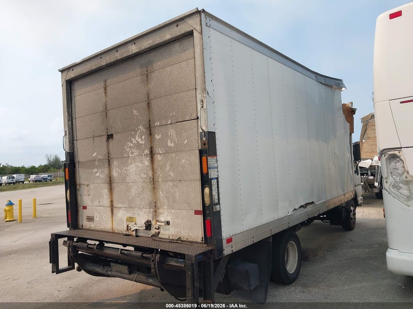 2007 Isuzu W4s042 npr hd dsl reg VIN JALC4B16177003098 IAAI salvage auction — LEFT & RIGHT, Rebuildable (Florida), sold $1,100 on 2026-07-08 (photo 4)