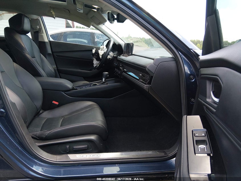 2025 Honda Accord VIN 1HGCY2F88SA019134 IAAI salvage auction — LEFT FRONT, Salvage (North Carolina), sold $9,100 on 2026-07-29 (photo 5)