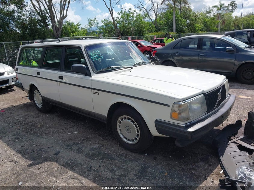 1992 Volvo 240 VIN YV1AW8804N1929853 IAAI salvage auction — SIDE, Rebuildable (Florida), sold $850 on 2026-07-20 (photo 1)