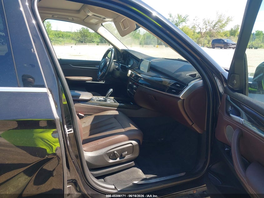 2018 BMW X5 VIN 5UXKR0C50J0X96898 IAAI salvage auction — RIGHT SIDE, Salvage Title, sold $7,100 on 2026-07-28 (photo 5)