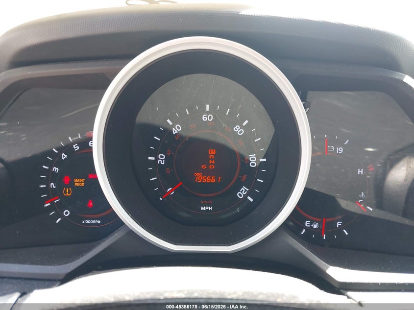 2011 Toyota 4runner VIN JTEBU5JR1B5045876 IAAI salvage auction — SIDE, Salvage (Missouri), sold $5,900 on 2026-07-29 (photo 7)