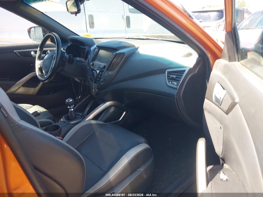 2016 Hyundai Veloster VIN KMHTC6AE3GU285938 IAAI salvage auction — FRONT END, Salvage Title, sold $375 on 2026-07-28 (photo 5)