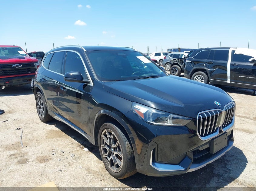 2025 BMW X1 VIN WBX73EF0XS5041772 — IAAI salvage auction photo
