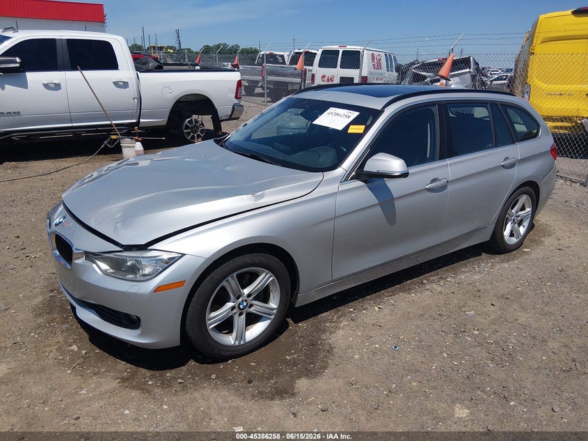 2015 BMW 3er VIN WBA3K5C58FK547412 IAAI salvage auction — FRONT END, Clear (Arkansas), sold $4,550 on 2026-07-29 (photo 2)
