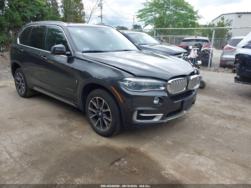 2018 BMW X5 VIN 5UXKT0C50J0W01111 IAAI salvage auction — FRONT END, Salvage (Massachusetts), sold $7,200 on 2026-07-28 (photo 1)