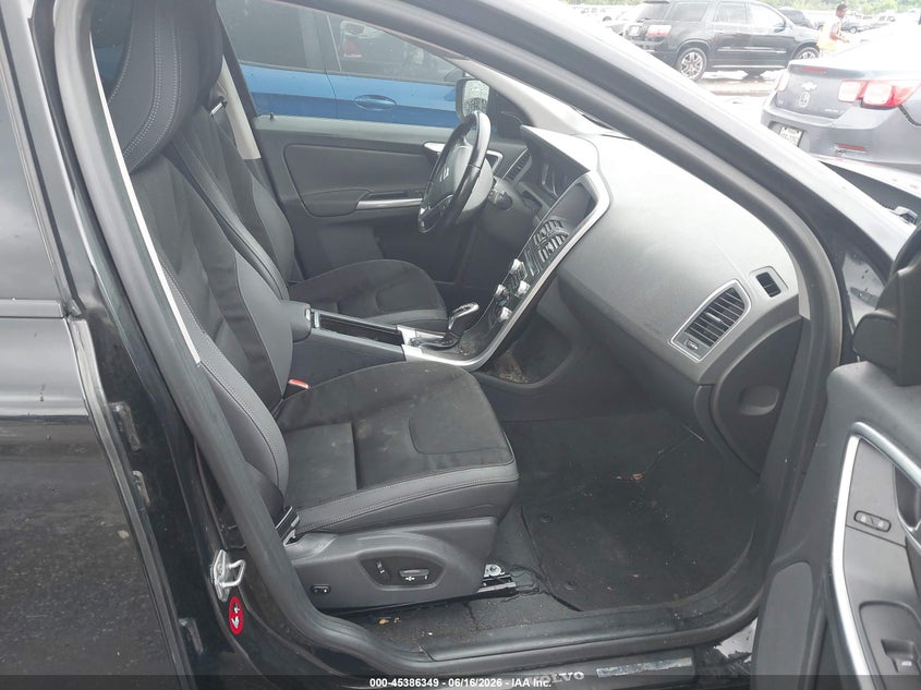2015 Volvo Xc60 VIN YV440MDJ6F2680640 IAAI salvage auction — NORMAL WEAR, Original (Texas), sold $2,100 on 2026-07-08 (photo 5)