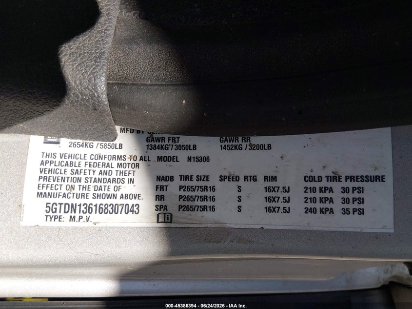 2006 Hummer H3 VIN 5GTDN136168307043 IAAI salvage auction — SIDE, Salvage (Connecticut), sold $475 on 2026-07-30 (photo 9)