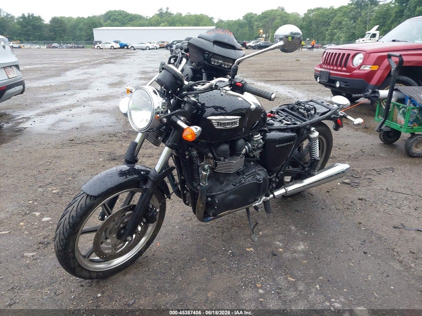 2013 Triumph motorcycle Bonneville VIN SMT900K14DT586222 IAAI salvage auction — SIDE, Clear (Massachusetts), sold $425 on 2026-07-07 (photo 2)