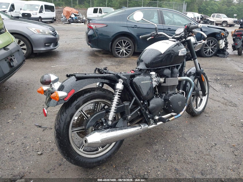 2013 Triumph motorcycle Bonneville VIN SMT900K14DT586222 IAAI salvage auction — SIDE, Clear (Massachusetts), sold $425 on 2026-07-07 (photo 4)