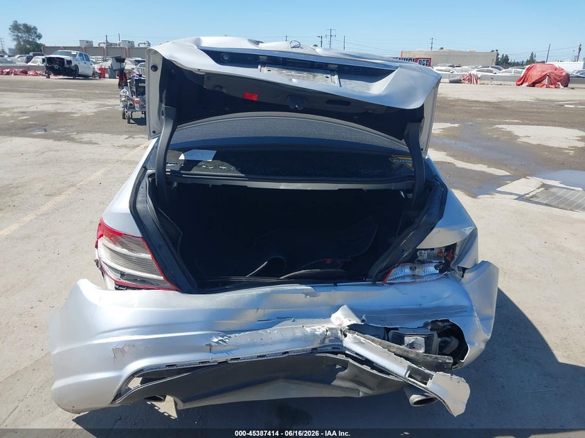 2010 Mercedes-benz C-klasse VIN WDDGF5EB6AR110770 IAAI salvage auction — REAR END, Salvage (California), sold $425 on 2026-07-23 (photo 6)