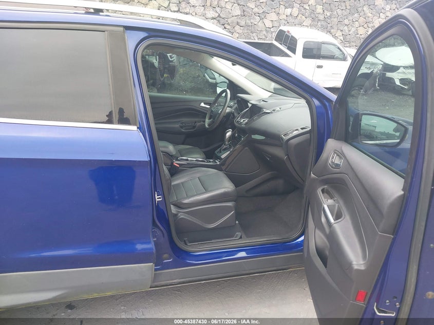 2014 Ford Escape VIN 1FMCU0J96EUD09515 IAAI salvage auction — REAR END, Clear (Hawaii), sold $1,200 on 2026-07-24 (photo 5)