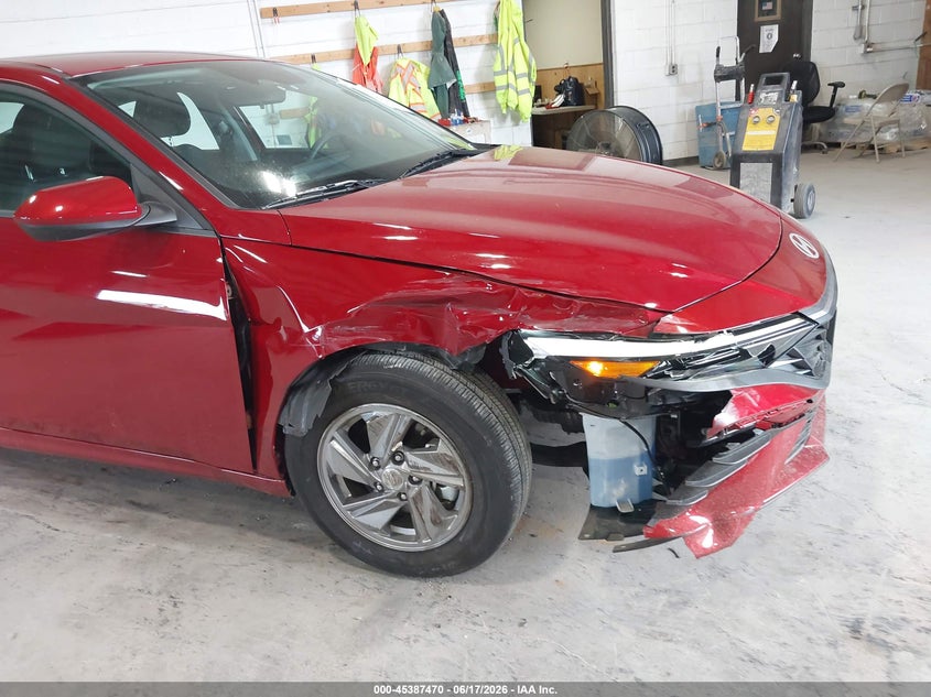 2025 Hyundai Elantra VIN KMHLL4DG4SU939761 IAAI salvage auction — RIGHT FRONT, Salvage Title, sold $1,550 on 2026-07-22 (photo 6)