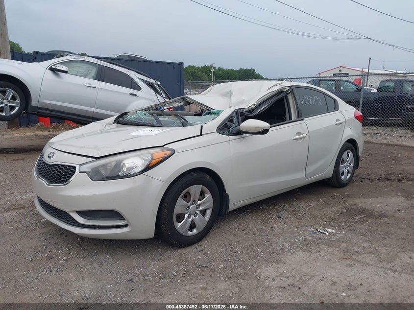 2015 Kia Forte VIN KNAFK4A66F5312525 IAAI salvage auction — ALL OVER, Clear (Indiana), sold $250 on 2026-07-11 (photo 2)